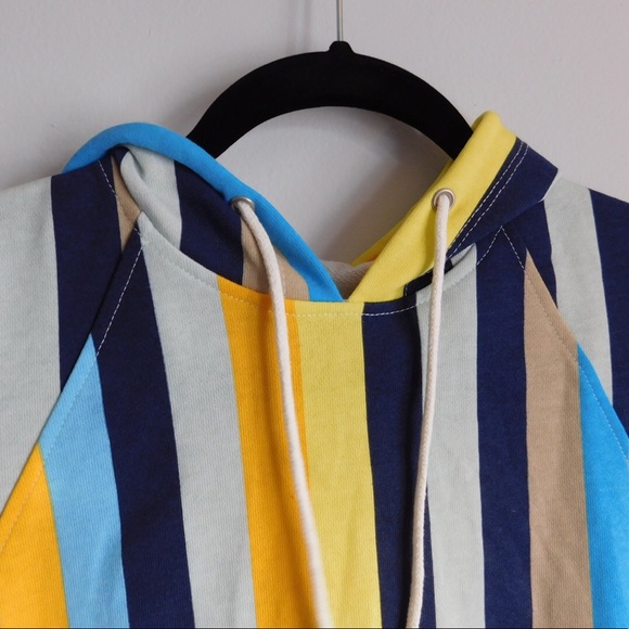 Crop Top Hoodie! - Picture 2 of 5